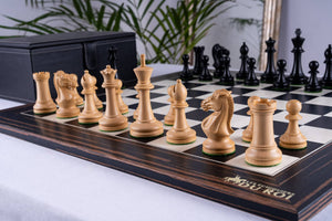 Schachspiel Rittertum <br>aus Ebenholz