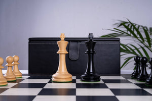 Schachspiel Rittertum <br>aus Ebenholz