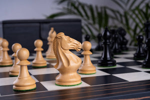 Schachspiel Rittertum <br>aus Ebenholz