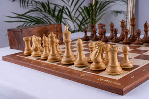 Schachspiel Lorbeer aus <br>Buchsbaum- und Mahagoniholz