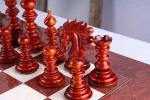 'Renaissance' Schachset Gefertigt <br>aus Esche und Rosenholz