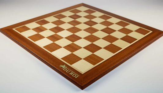 Schachbrett aus Mahagoni holz