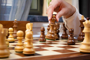 Schachspiel Aristokratie <br>aus Palisanderholz