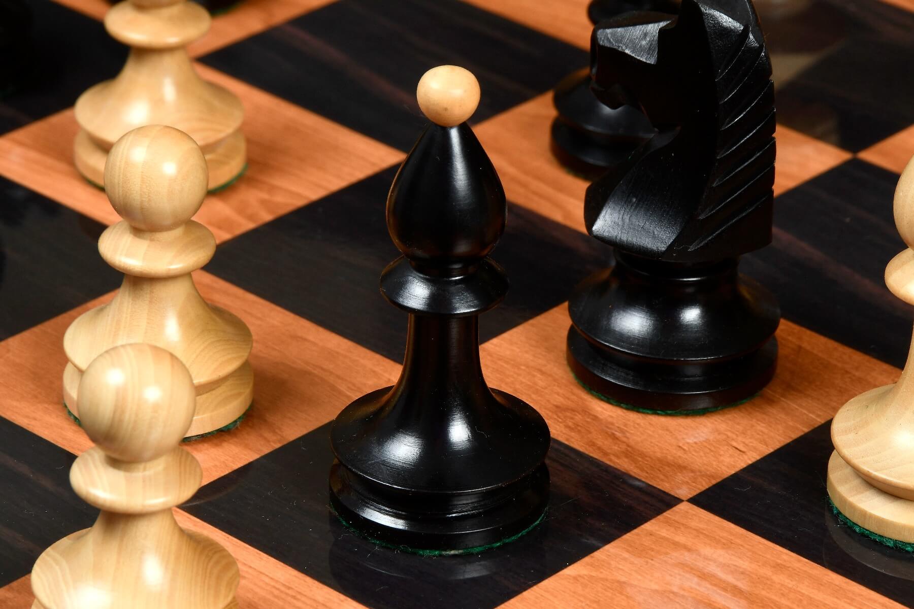 Rumänisch Ungarische Schachfiguren spiele