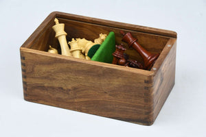 Boxschachfiguren aus Leder 