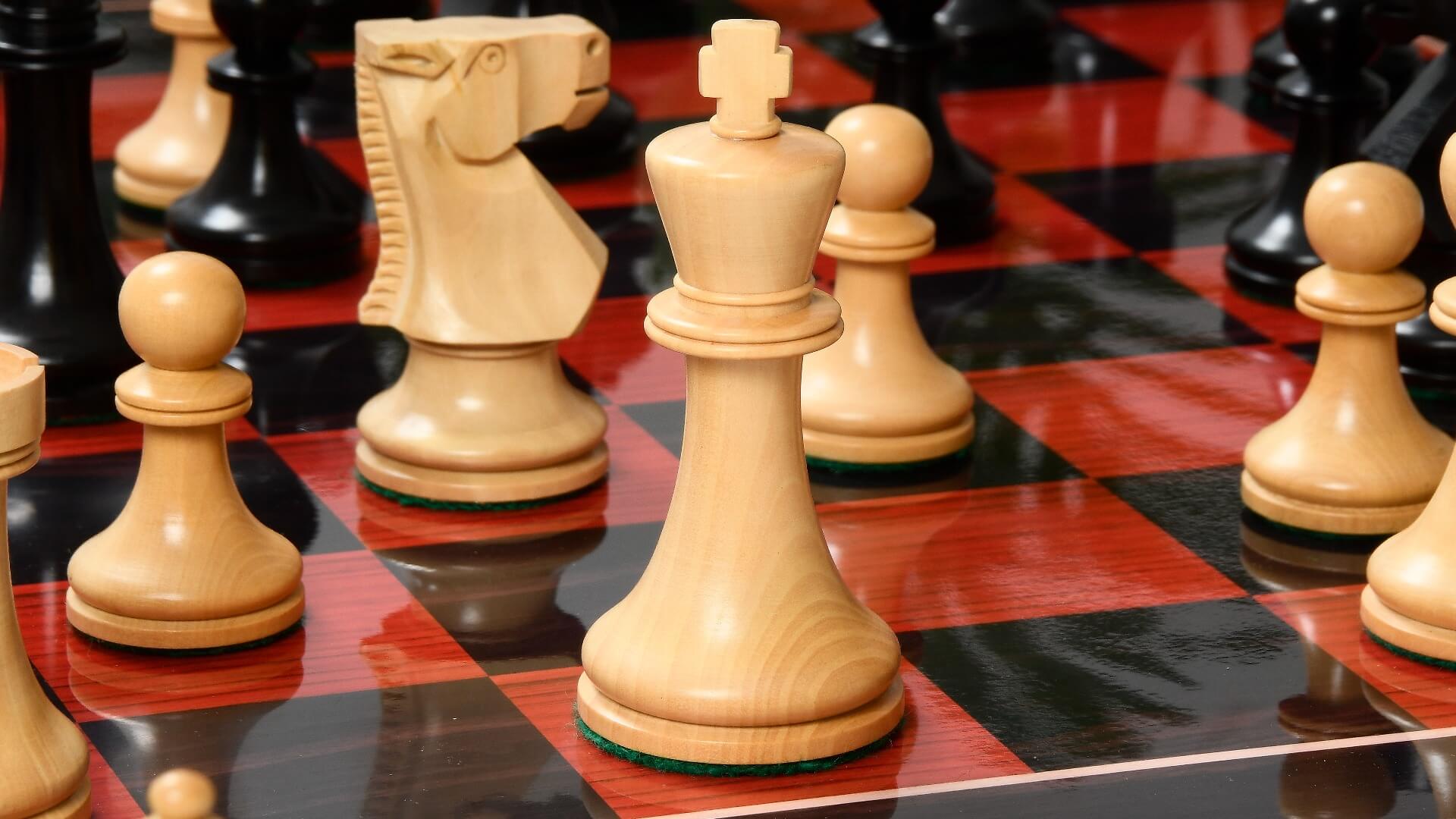 Englisches Schachspiel aus edelholz Des Königs Schachbretter