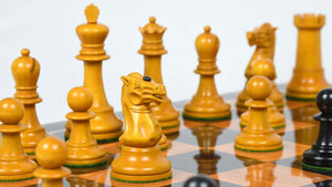 Traditionelles Schachspiel <br>aus Holz