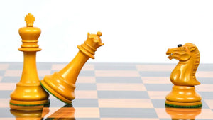 Traditionelles Schachspiel <br>aus Holz