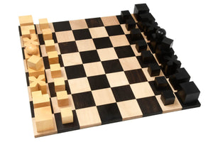 Schachbrett aus Holz <br>Mit Schachfiguren