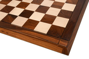 Schachbrett aus Massivholz edelholz