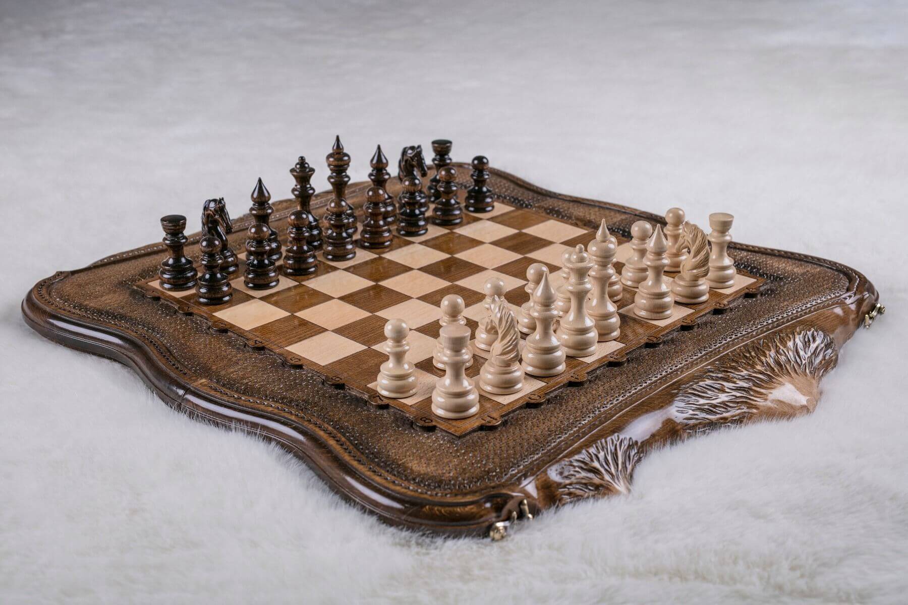 Großes Schachspiel holz baum