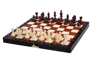 Handgefertigtes Schachspiel <br>Aventure aus Holz