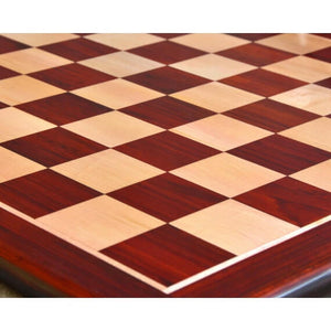 schachbrett rot  Dame