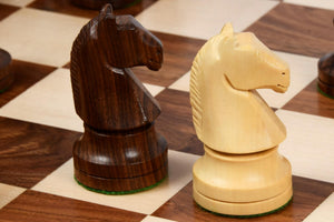 Sowjetisches Schachbrett <br>aus Holz