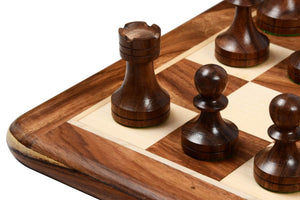 Sowjetisches Schachbrett <br>aus Holz