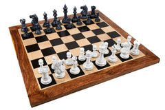 Schachspiel mit <br>Großen Figuren