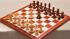 Große Schachfiguren <br>aus Holz