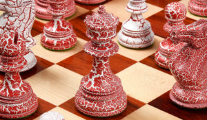 rot-weiße Schachfiguren