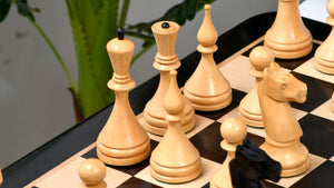 Jeu d'Echecs d"Antiquaire Chevalier