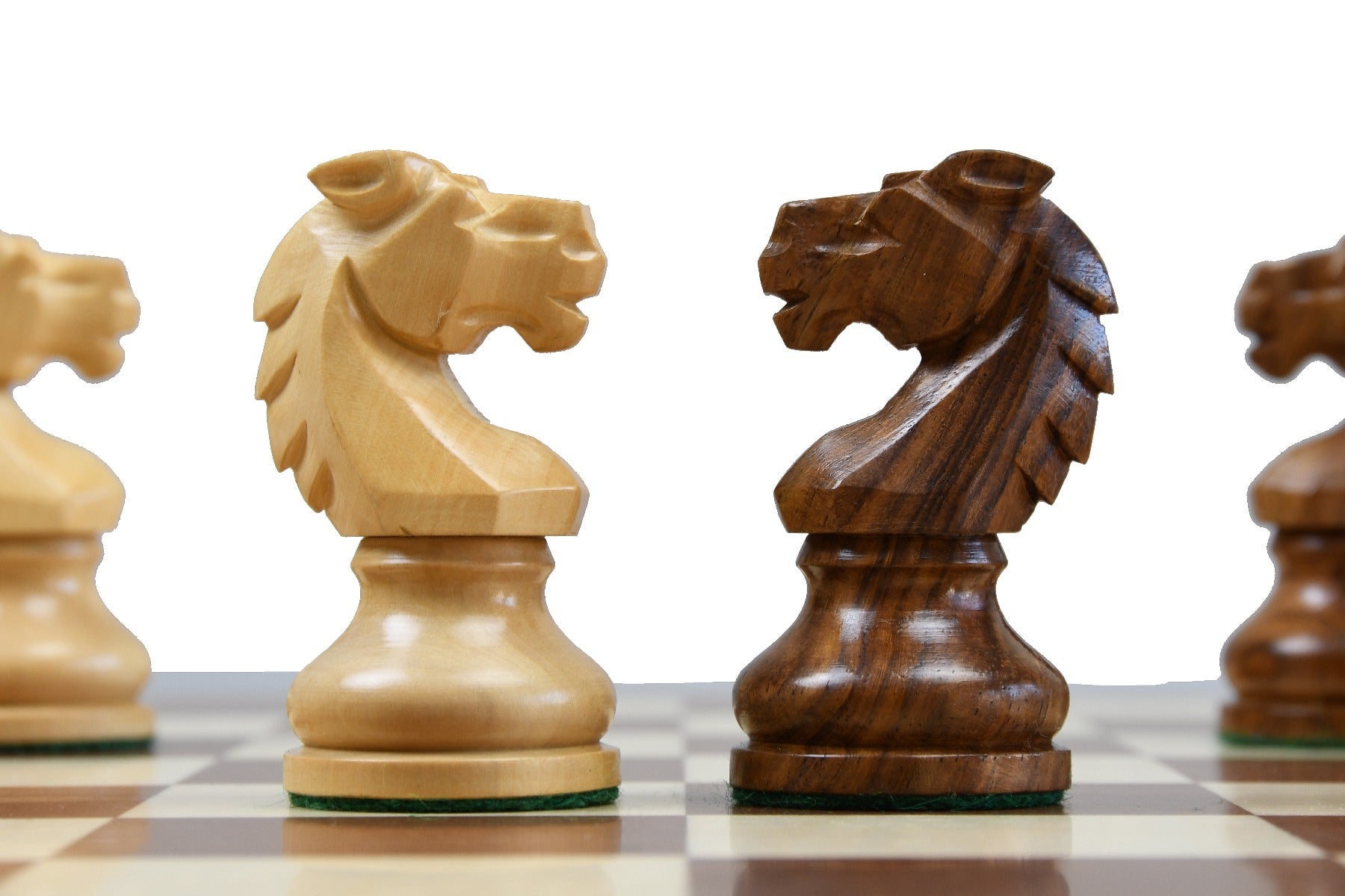 Klassische Schachfiguren aus Stauntonholz 