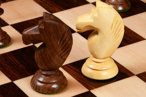 Schachspiel <br>aus Echtholz