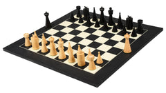 Schachspiel Zeitgenössische Kunst <br>aus Eschenholz