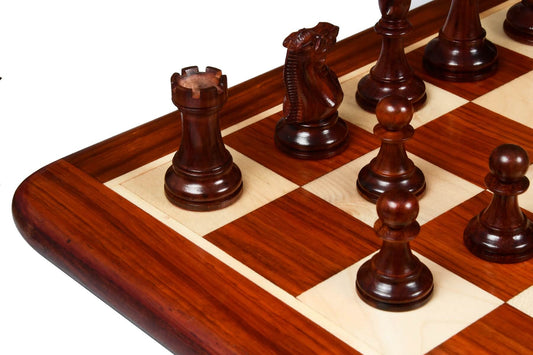 Klassisches Schachspiel <br>aus Holz