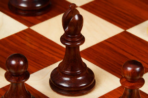Klassisches Schachspiel <br>aus Holz