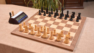 Modernes Schachbrett <br>aus Walnussholz