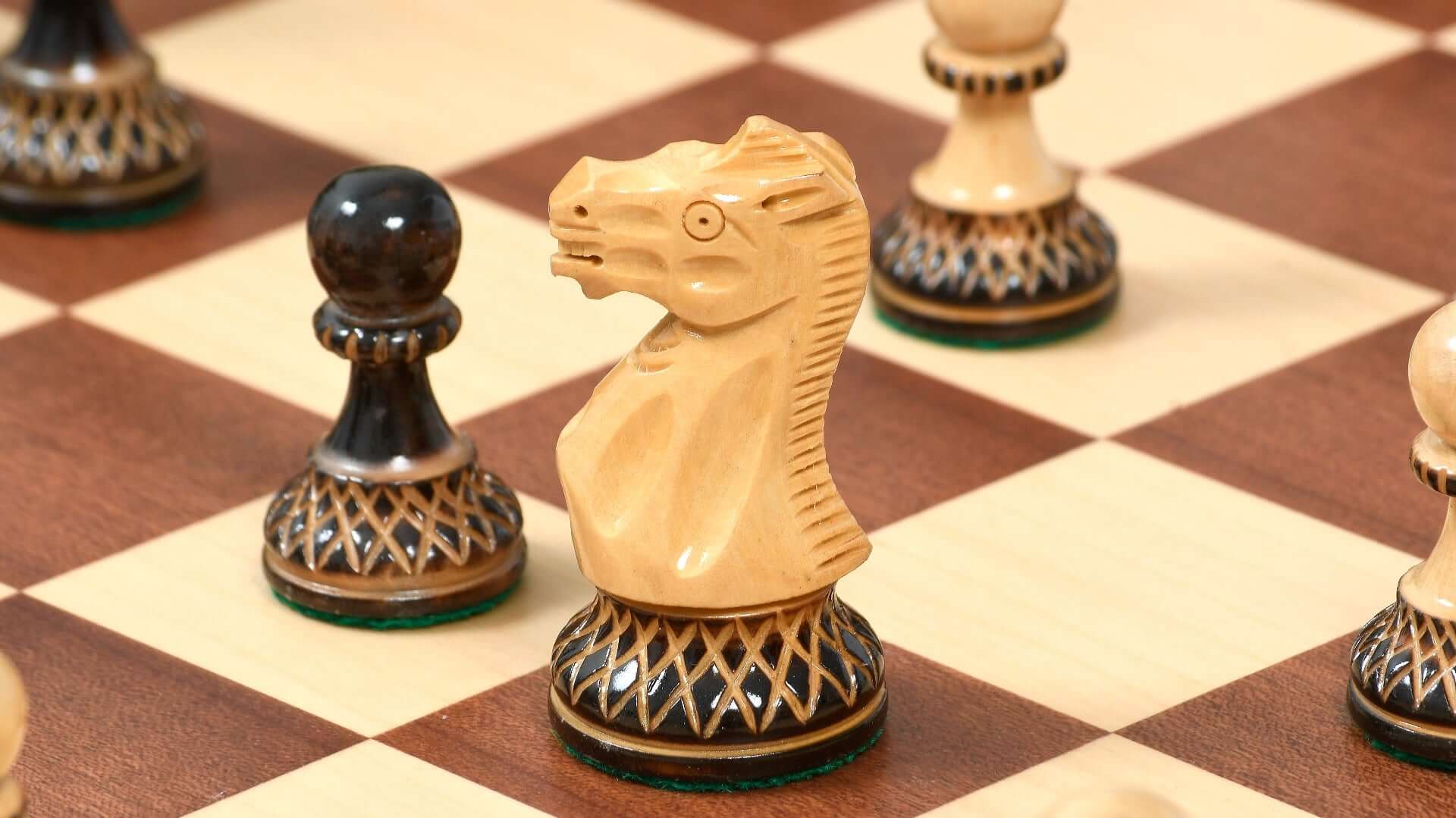 Jeu d'Échecs Noble Chevalier