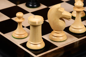 Russische Schachfiguren Design modern