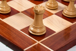 Professionelles schachspiel schachbrett