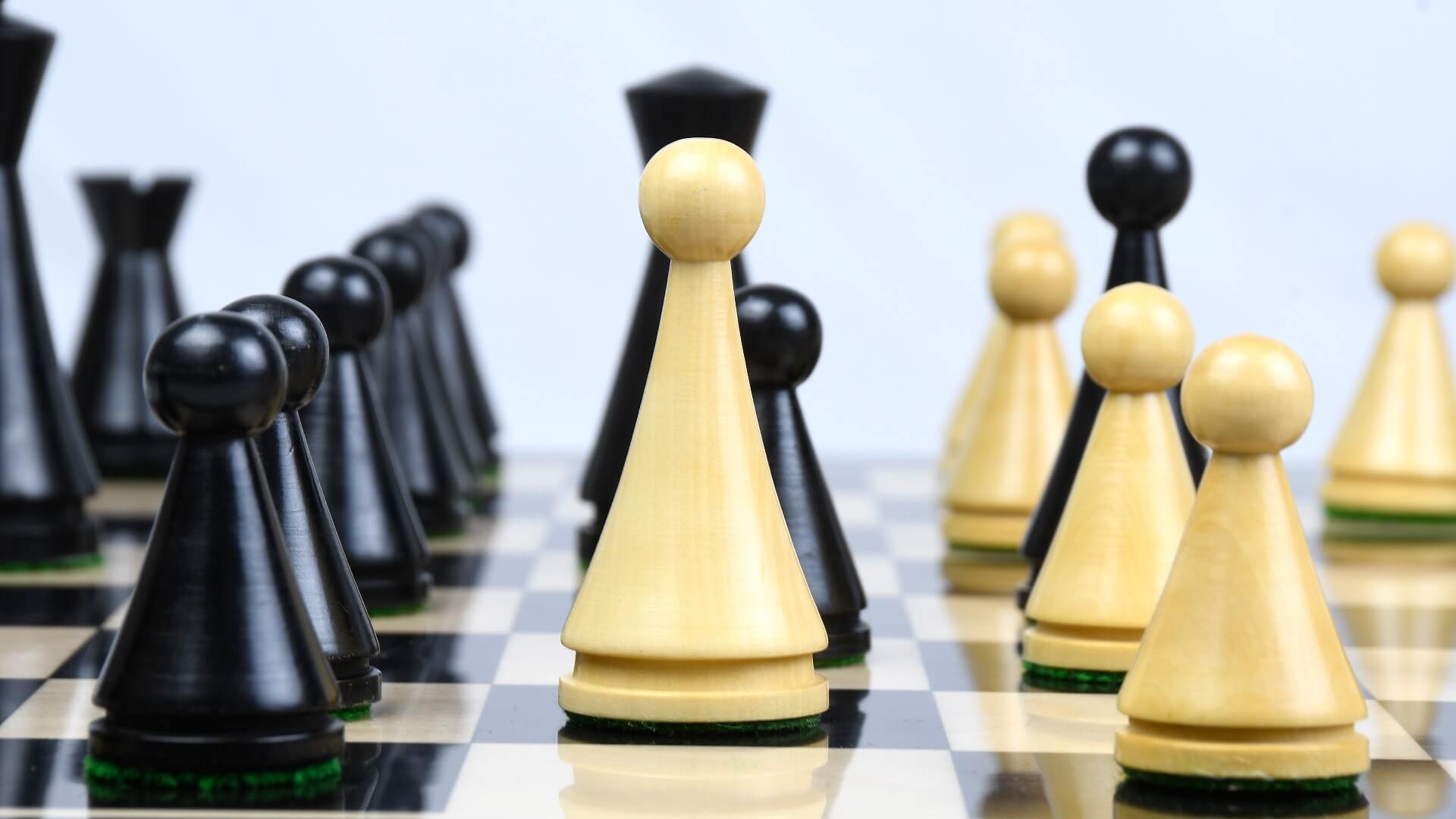 asiatische Schachfiguren schach