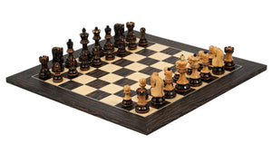 Schachfiguren von Schachbrett schachspiele