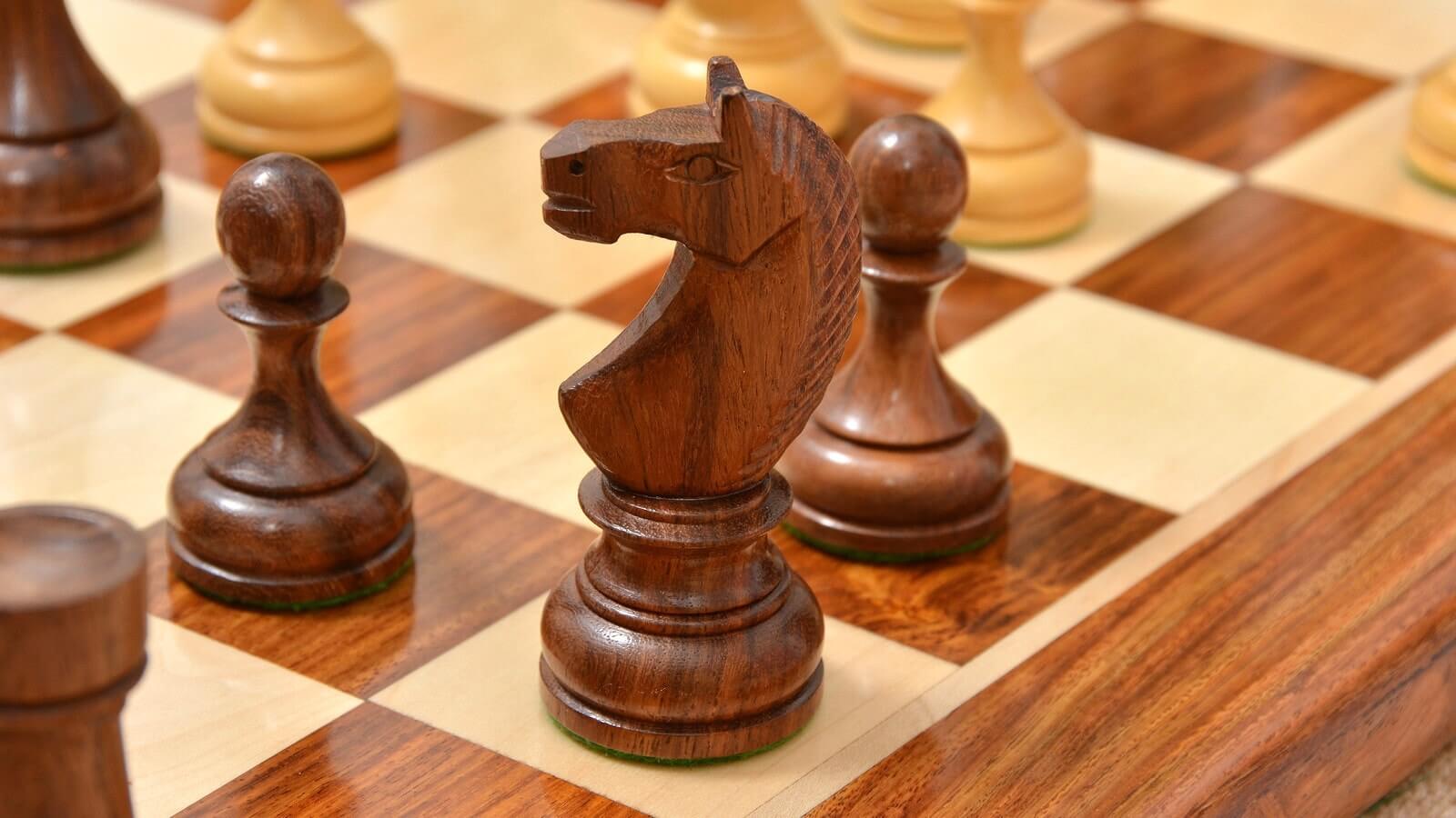 Schachfiguren Dekoration schachbretter