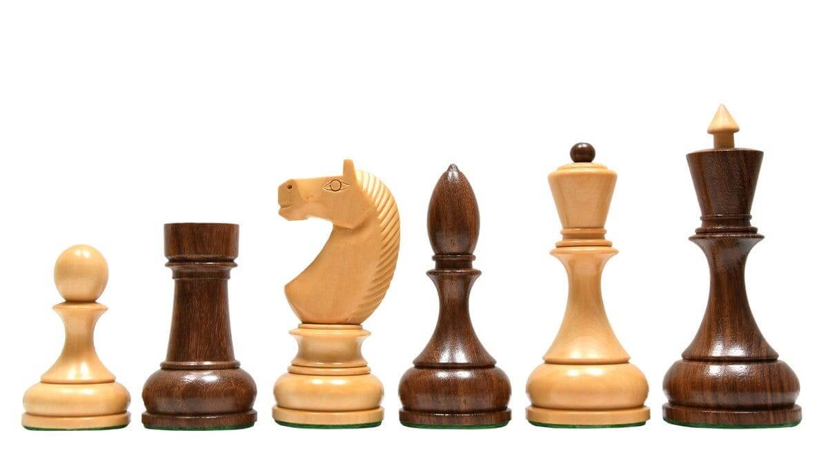 Schachfiguren Dekoration holz