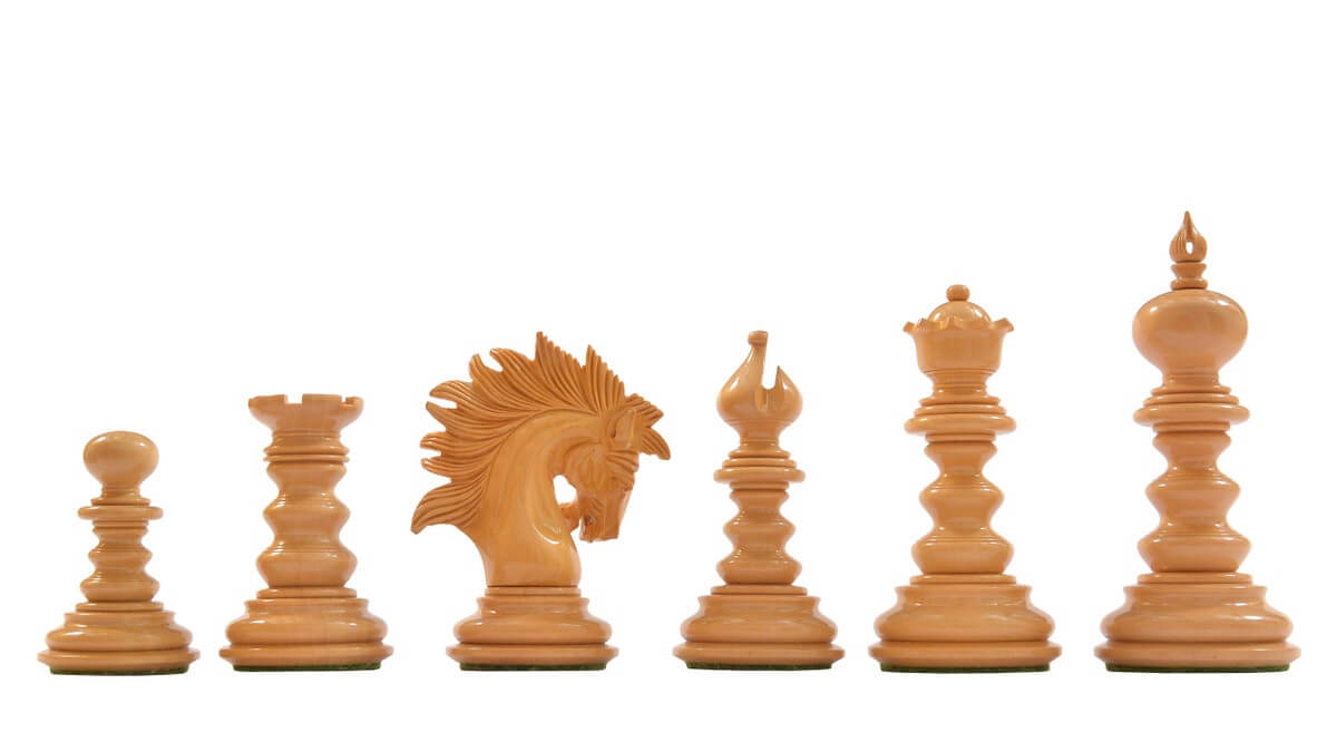 Schachfiguren Luxusausgabe<br> St-Petersburg