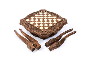 schachtisch mit schachfiguren holz